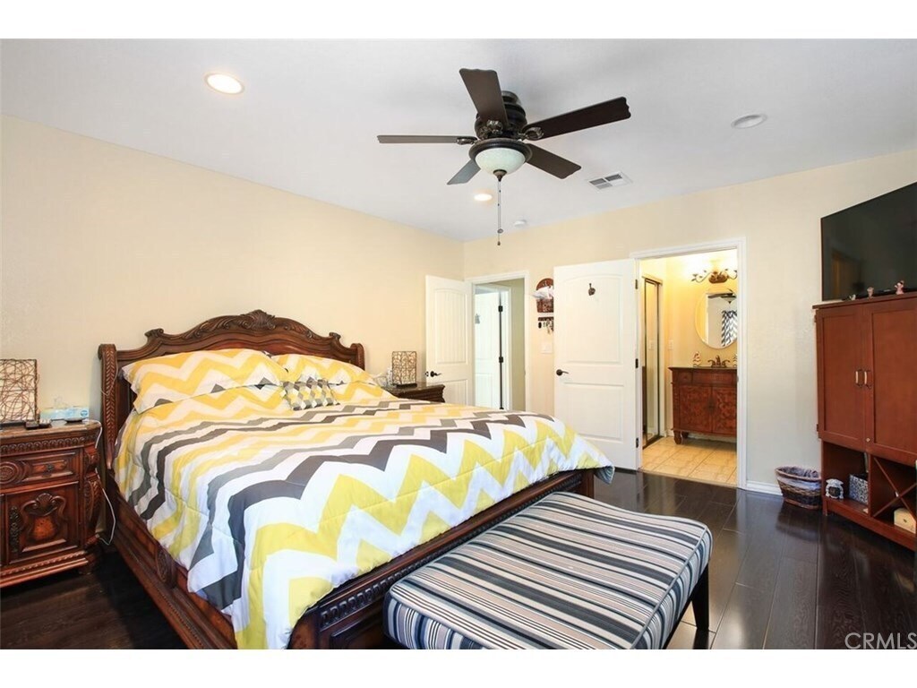 Building Photo - 2134 N Thomas St