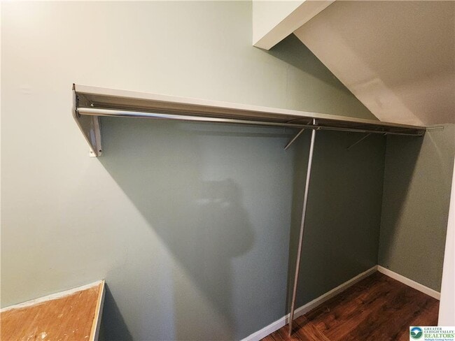 Building Photo - 241 Willow St