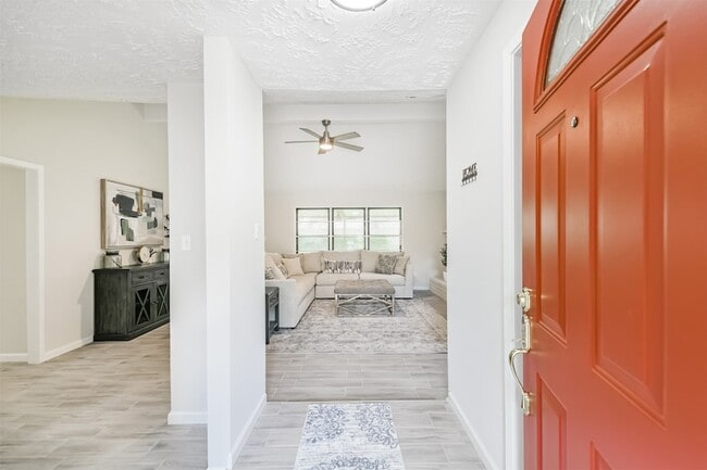 Building Photo - 12415 Pantano Drive