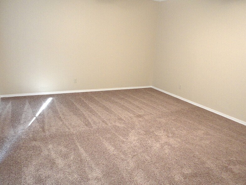 Building Photo - 1474 Lodgepole Dr