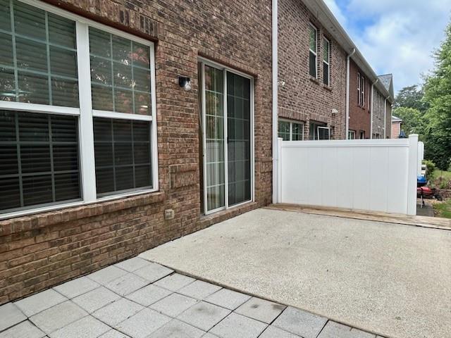 Building Photo - 3455 Fernview Dr