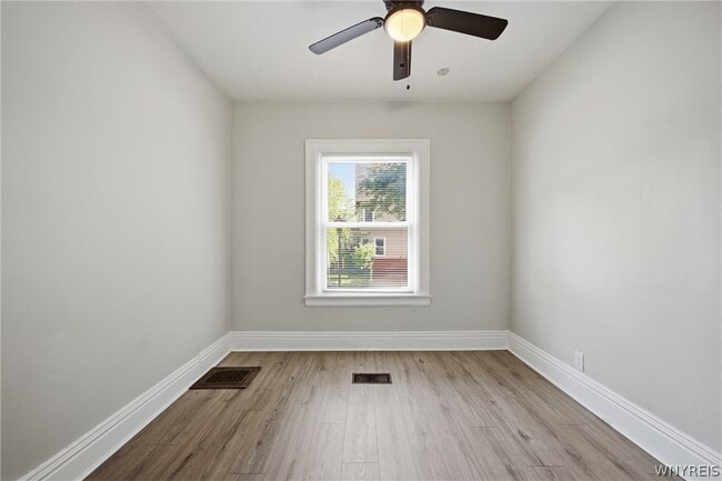 Building Photo - 80 Anderson Pl