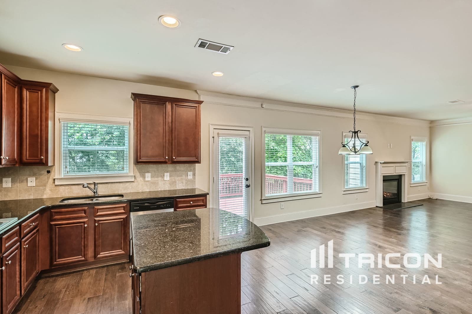 Building Photo - 14 Bryce Creek Dr