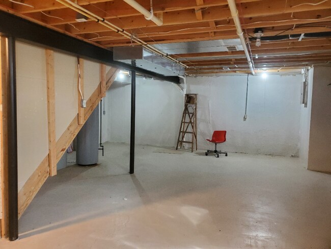 Building Photo - 185 Morgan Dr