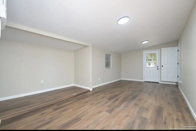 Building Photo - 159 Wayfarer Pl