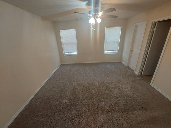 Building Photo - The Gardens at The Summit~Three Bedroom To...