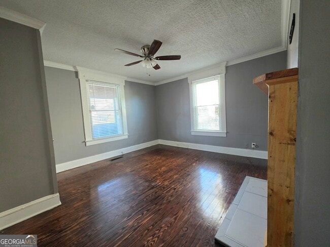 Building Photo - 1492 Virginia Ave