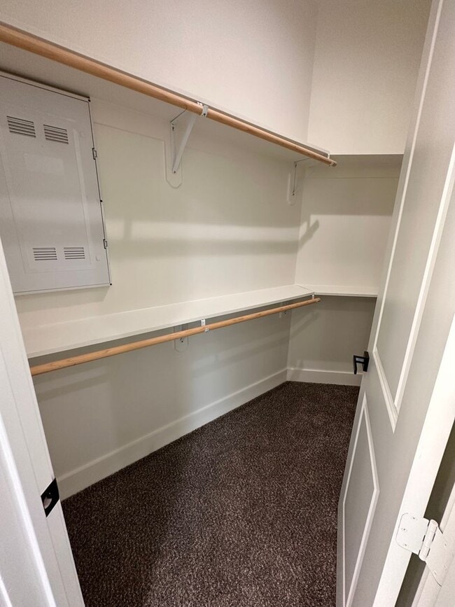 Building Photo - 4/3 Home - Mt. Pleasant Country Club