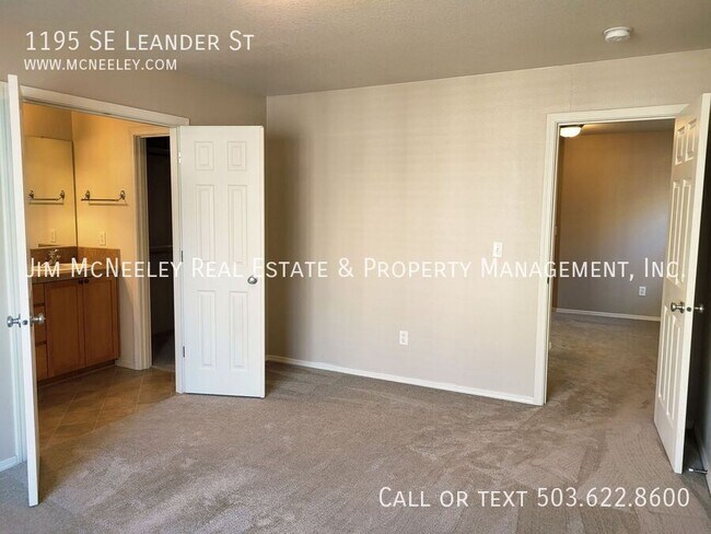 Building Photo - 1195 SE Leander St