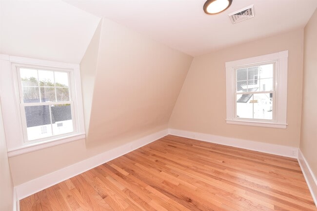 Building Photo - 2535 White Mountain Hwy