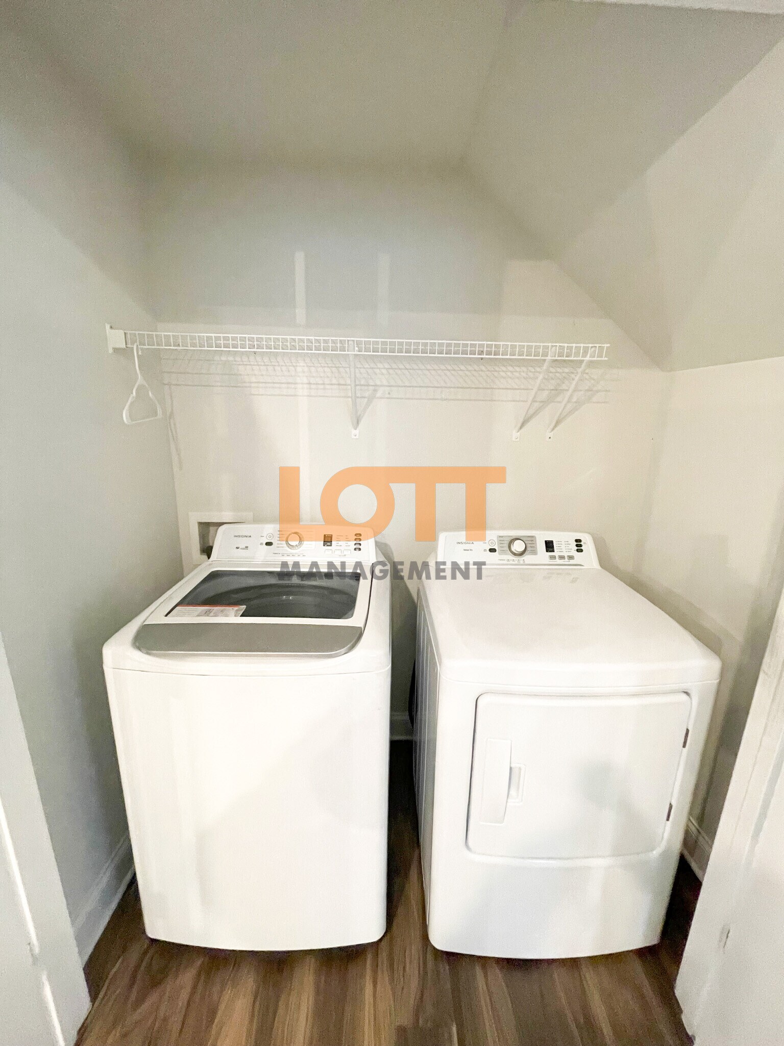 Building Photo - 344 Arnold Mill Rd