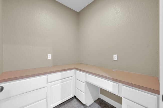 Building Photo - 31322 Evergreen Park Ln