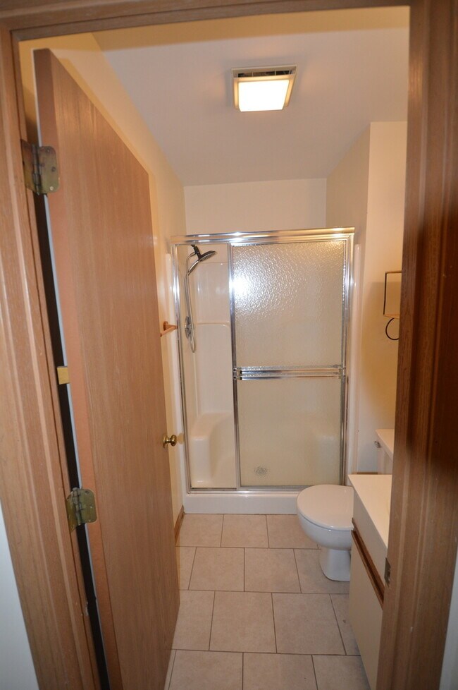 Building Photo - 641 Hapsfield Ln