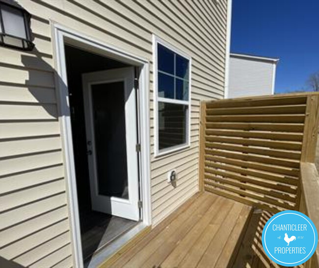 Building Photo - 2713 Chert Ln