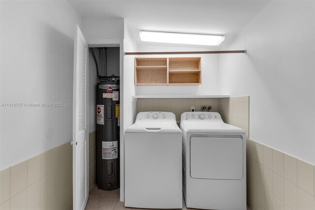 Building Photo - 9101 SW 34th St