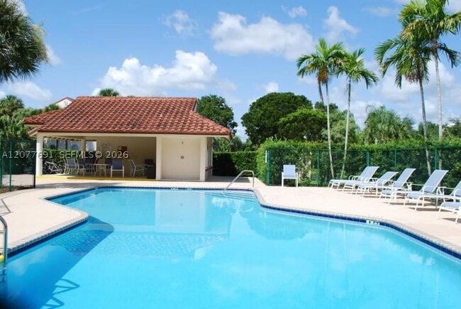 Building Photo - 114 Cypress Point Dr