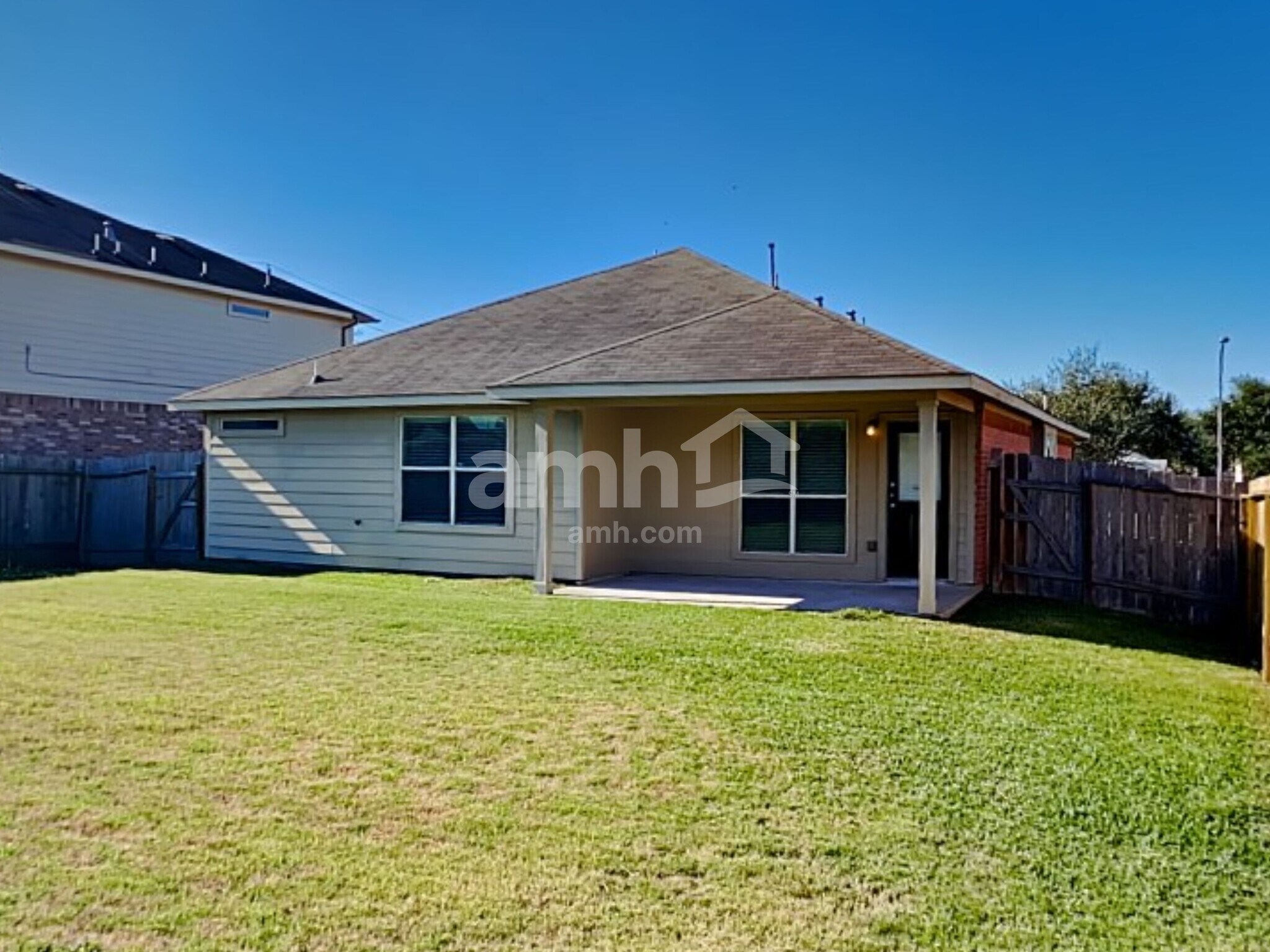 Building Photo - 2210 Steep Pine Trl