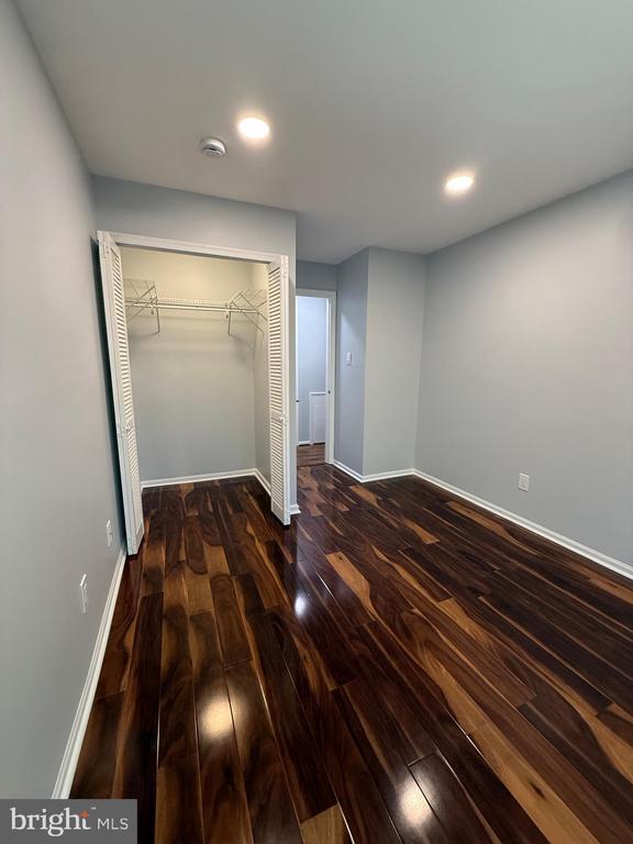 Building Photo - 46 Woodbine Ct