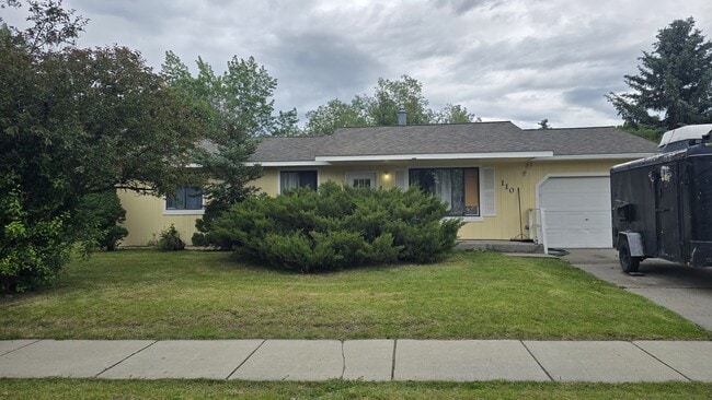 Building Photo - 110 N Yellowstone Ave