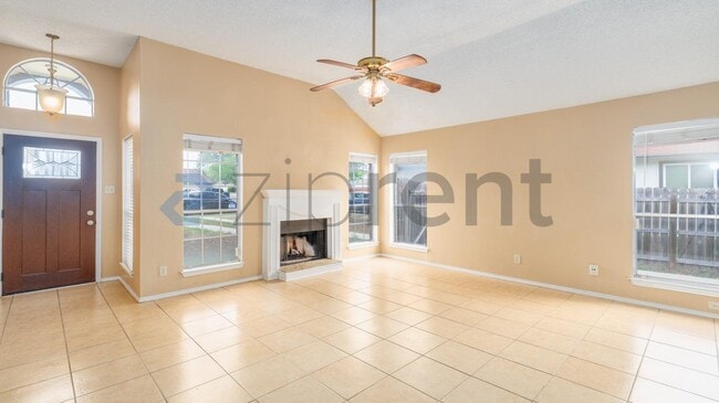 Building Photo - 4315 Lakebend W Dr