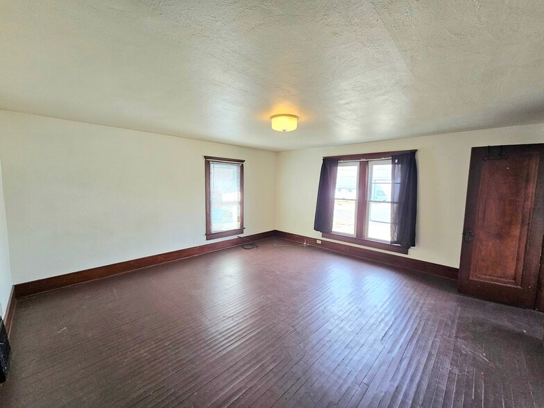 Living Room- Bedroom - 106 Cherry St