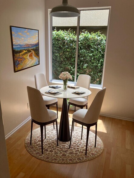 breakfast area - 2020 Idaho Ave