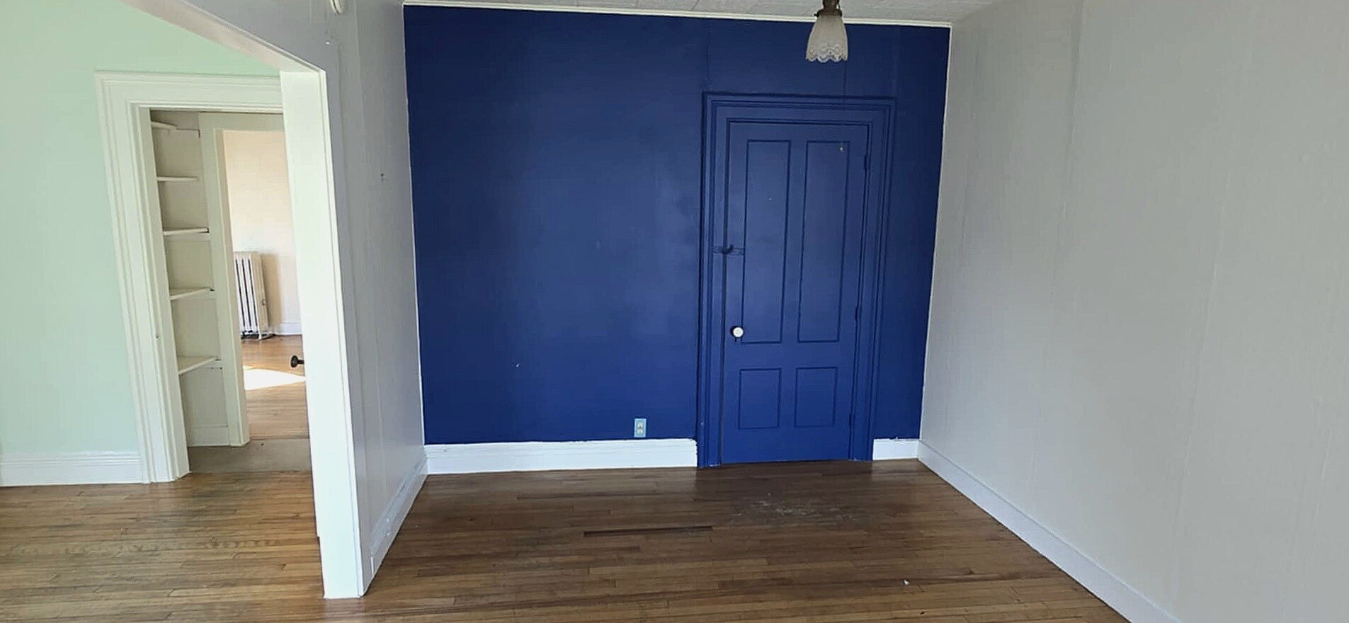 Building Photo - 248 Elm St