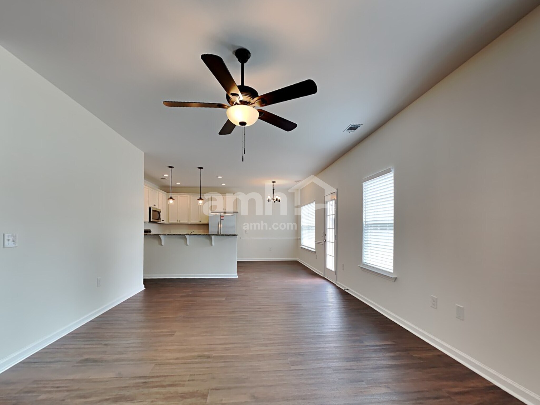 Building Photo - 455 Sunbury Dr