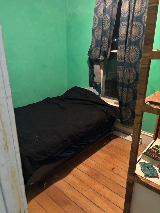 Building Photo - 621 Grant St