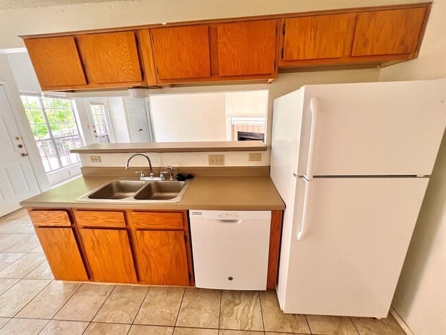 Building Photo - 367 Fantail Loop