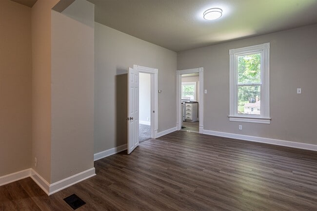 Building Photo - Remodeled 2-Bedroom Bungalow with Detached Garage & Large Backyard