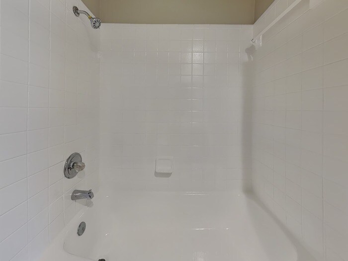 Building Photo - 316 Quail Creek Dr