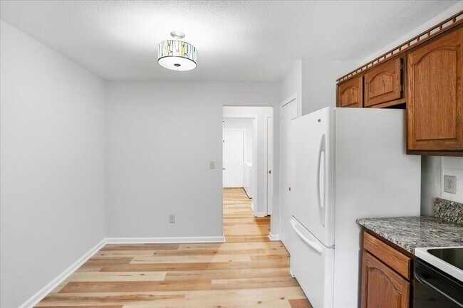 Building Photo - 1607 Burnley Dr