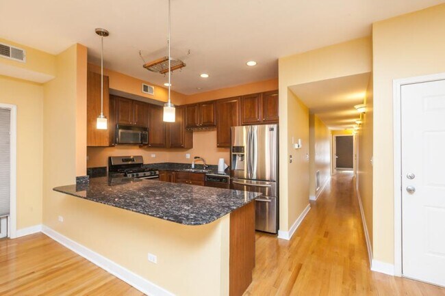 Primary Photo - 2 bedroom in Chicago IL 60642