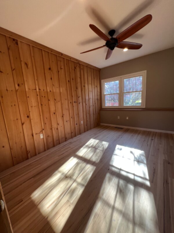 Building Photo - 520 Trumbull Hwy