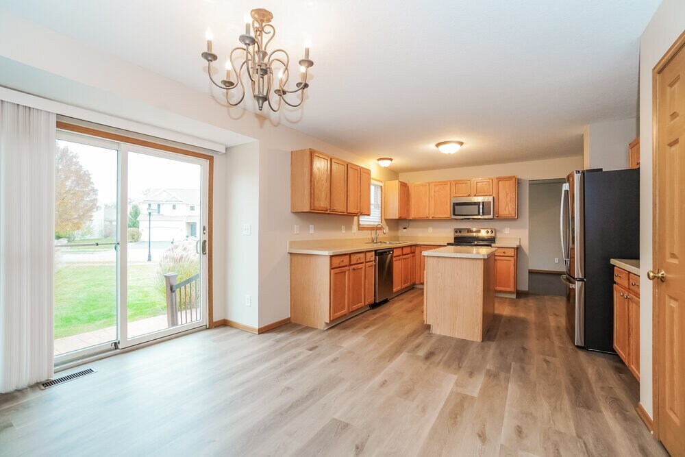 Building Photo - 3175 Weeping Spruce Dr