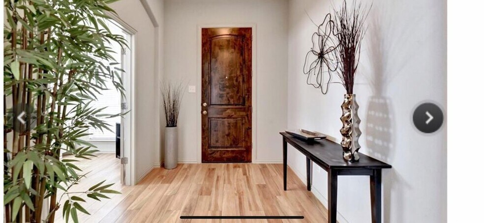 Building Photo - 269 Crooked Creek