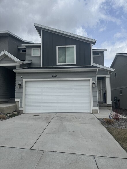 Building Photo - 3788 Galatia Rd