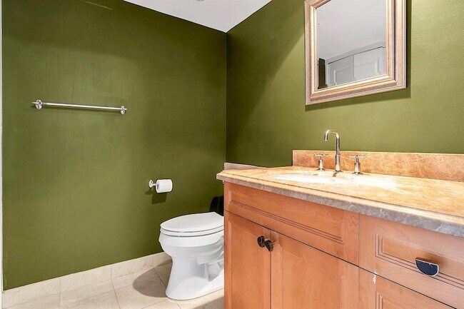 Building Photo - 2500 E Las Olas Blvd