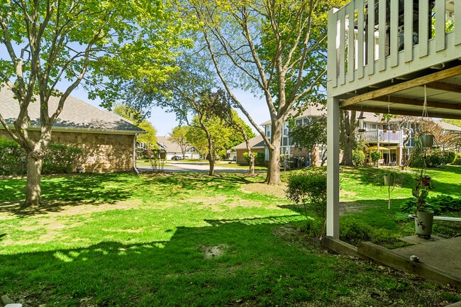 Building Photo - 1411 Wentworth Ct