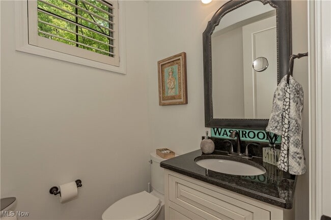 Building Photo - 38 W Orange St