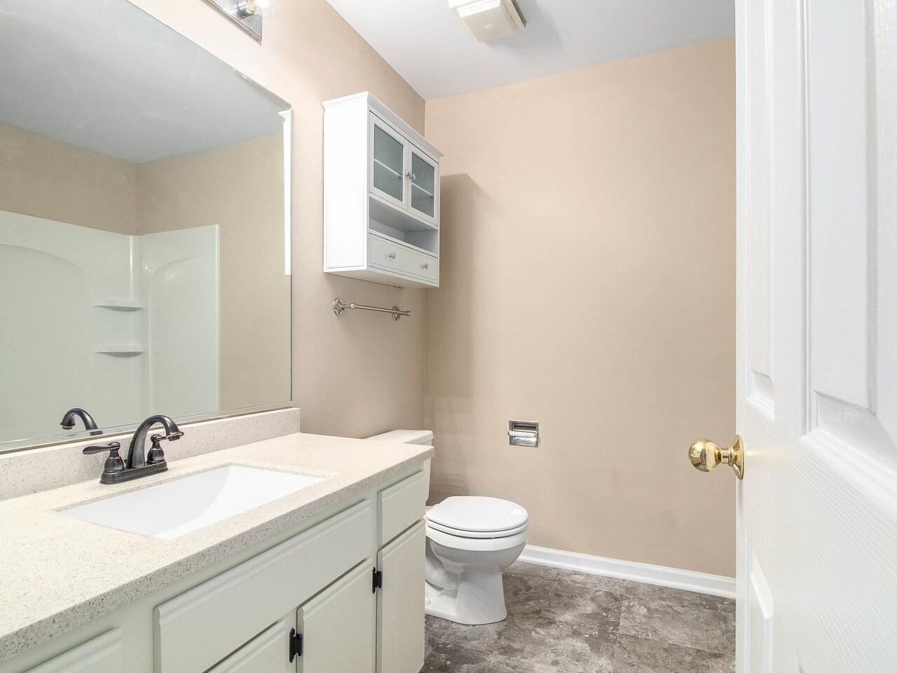 Building Photo - 3023 Anton Dr