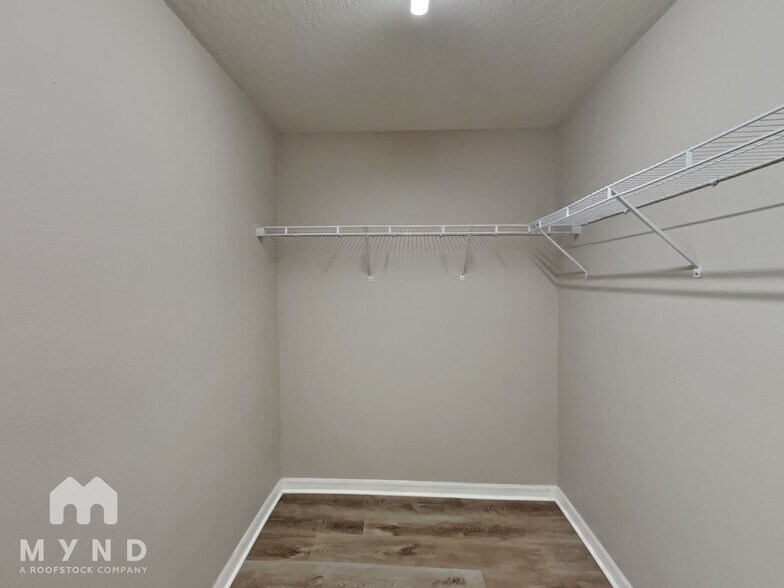 Building Photo - 1513 Gadsden Point Pl