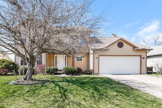 Building Photo - 1127 Crestview St