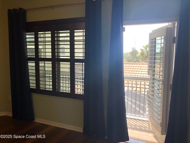 Building Photo - 3225 Sedge Dr