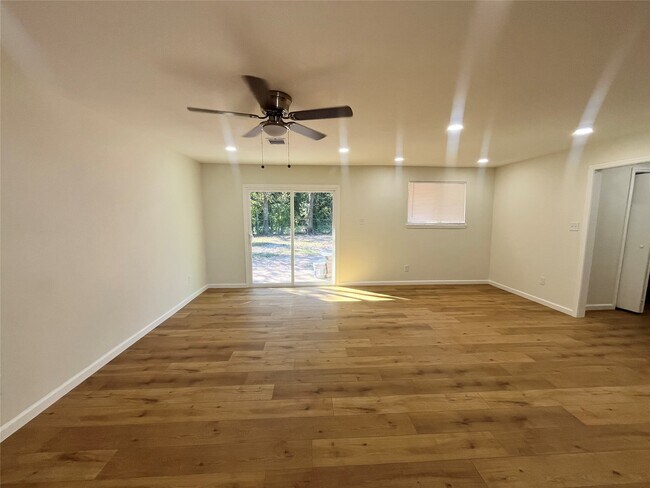 Building Photo - 3538 Orange Grove Dr