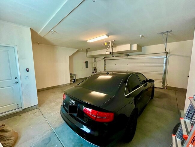 Building Photo - 1601 Santa Carolina