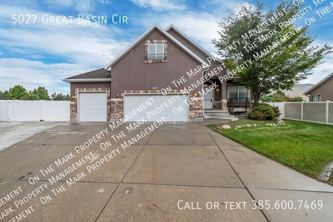 Building Photo - 5027 Great Basin Cir