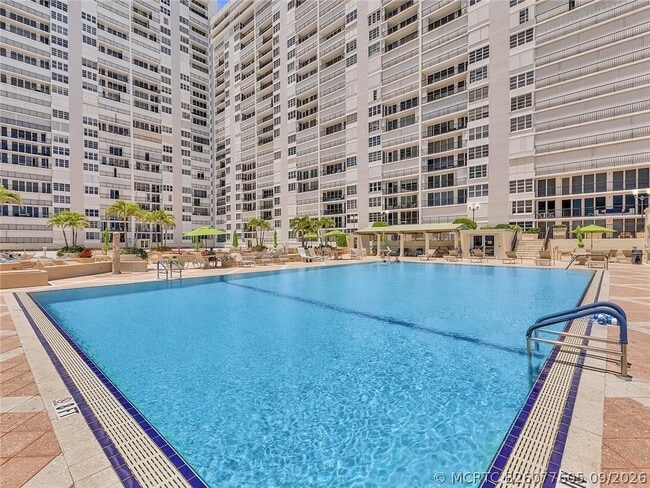 Building Photo - 4280 Galt Ocean Dr