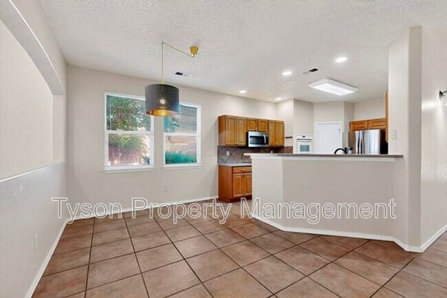 Building Photo - 7124 Glyndon Trail NW